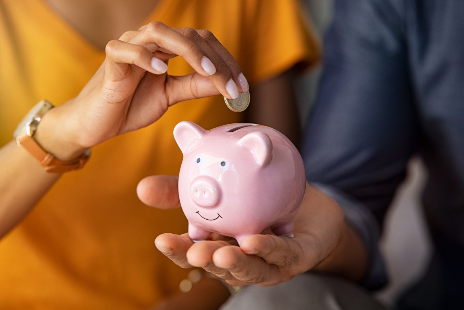 Person holding money